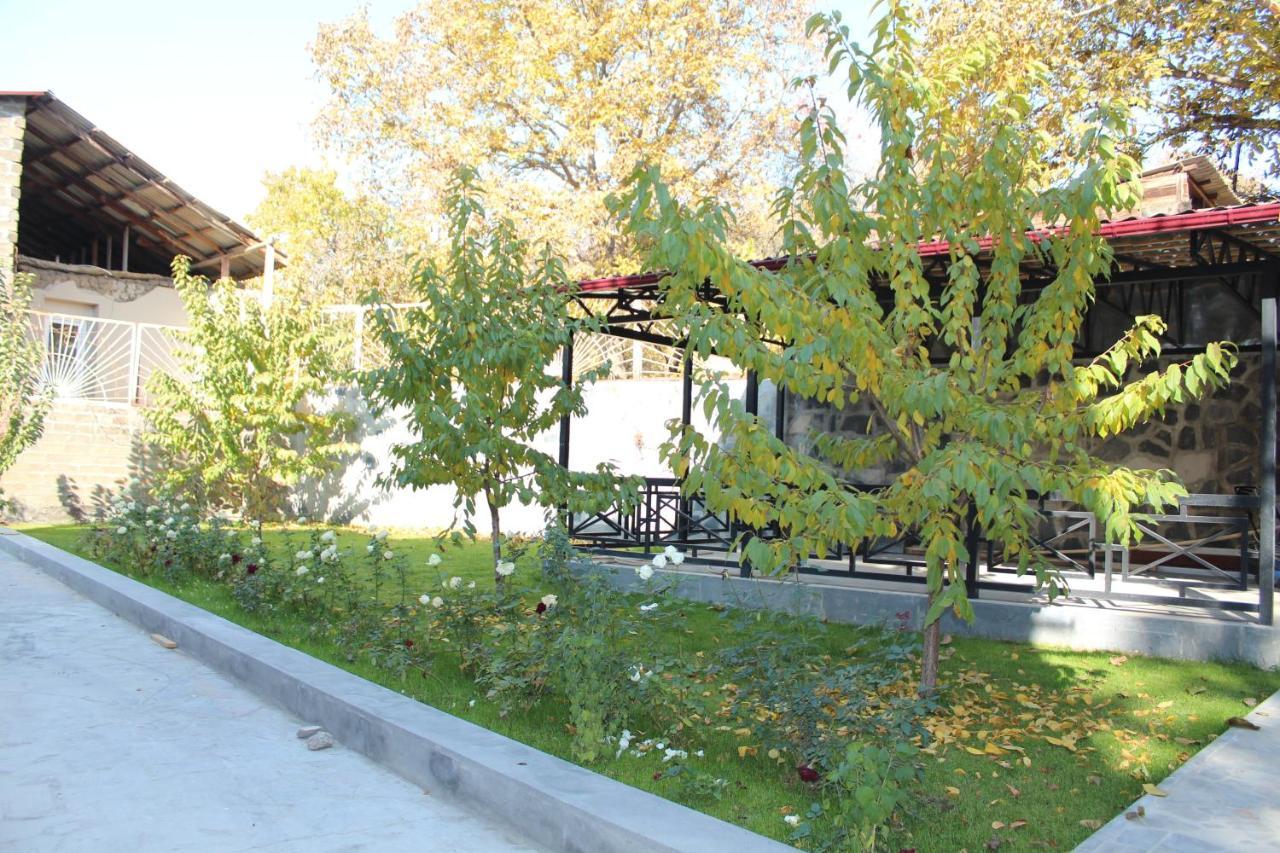 Cherry Garden Boutique Hotel Yeghegnadzor Exterior foto